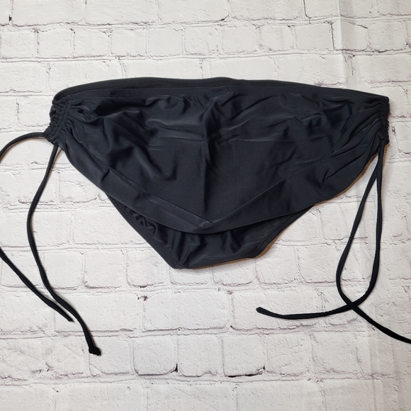 Liz Lange Maternity Black Bikini Bottoms - Adjustable Ties - Size S - EUC - Picture 2 of 9
